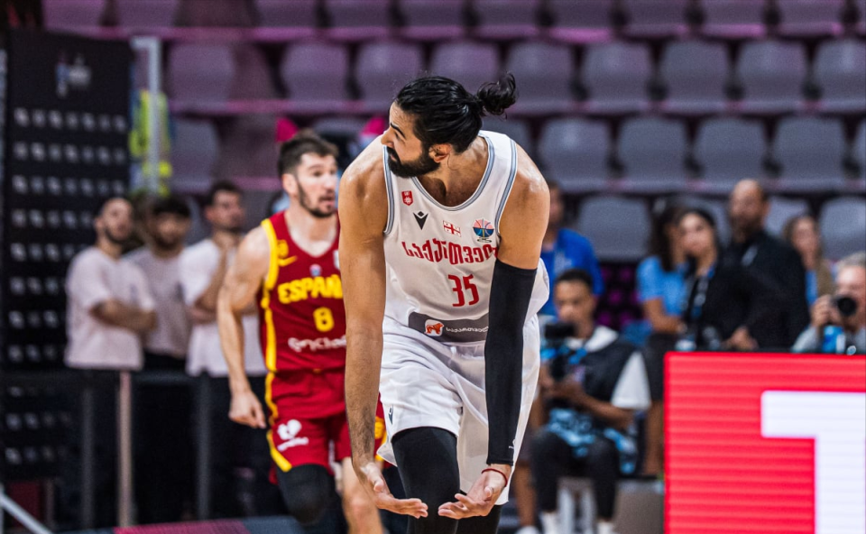 在C组, fZno, 世界排名虽 在C组, fZno, 世界排名虽