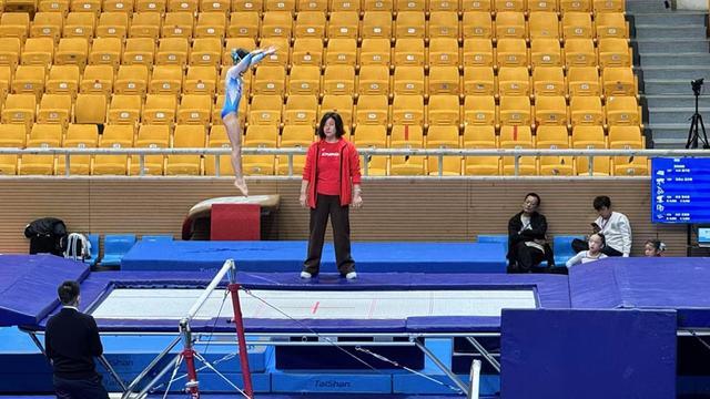 我们专门组 我们专门组