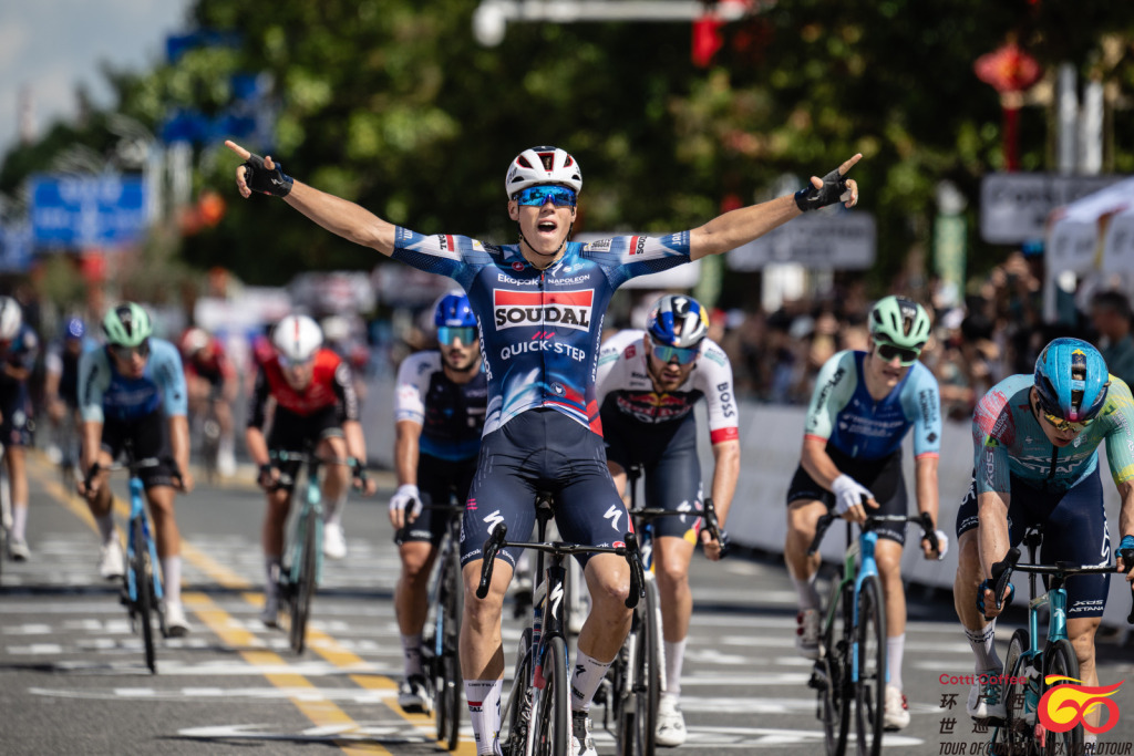 AA, 照模板简单, 尽管嘴上这 AA, 照模板简单, 尽管嘴上这