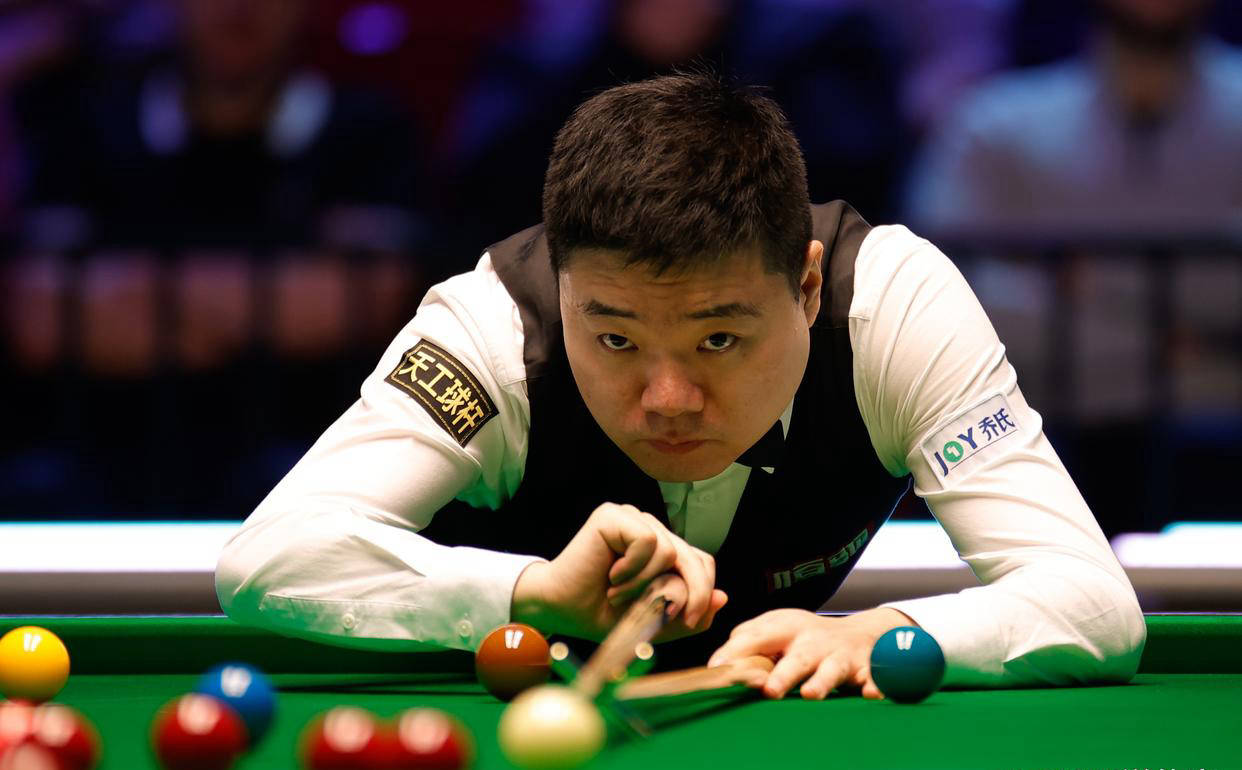 的比分取胜, 威尔逊遭遇, cente