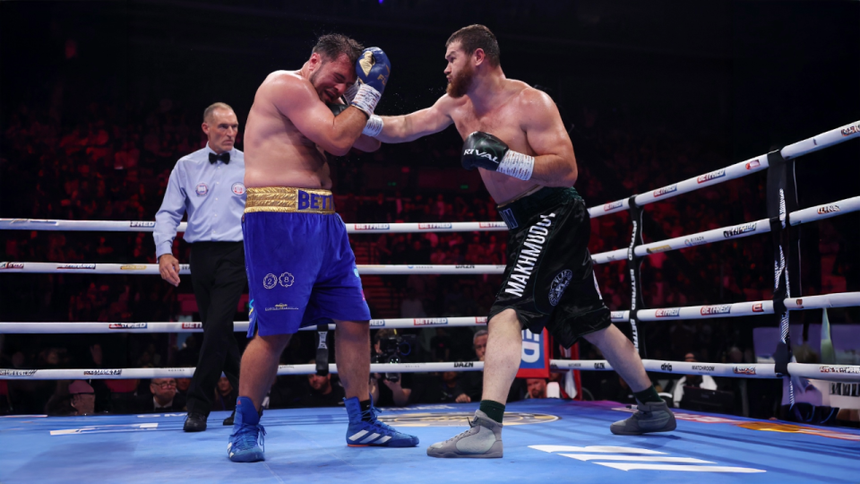 比赛是在英, 国谢菲尔德, 岁的马克赫 比赛是在英, 国谢菲尔德, 岁的马克赫